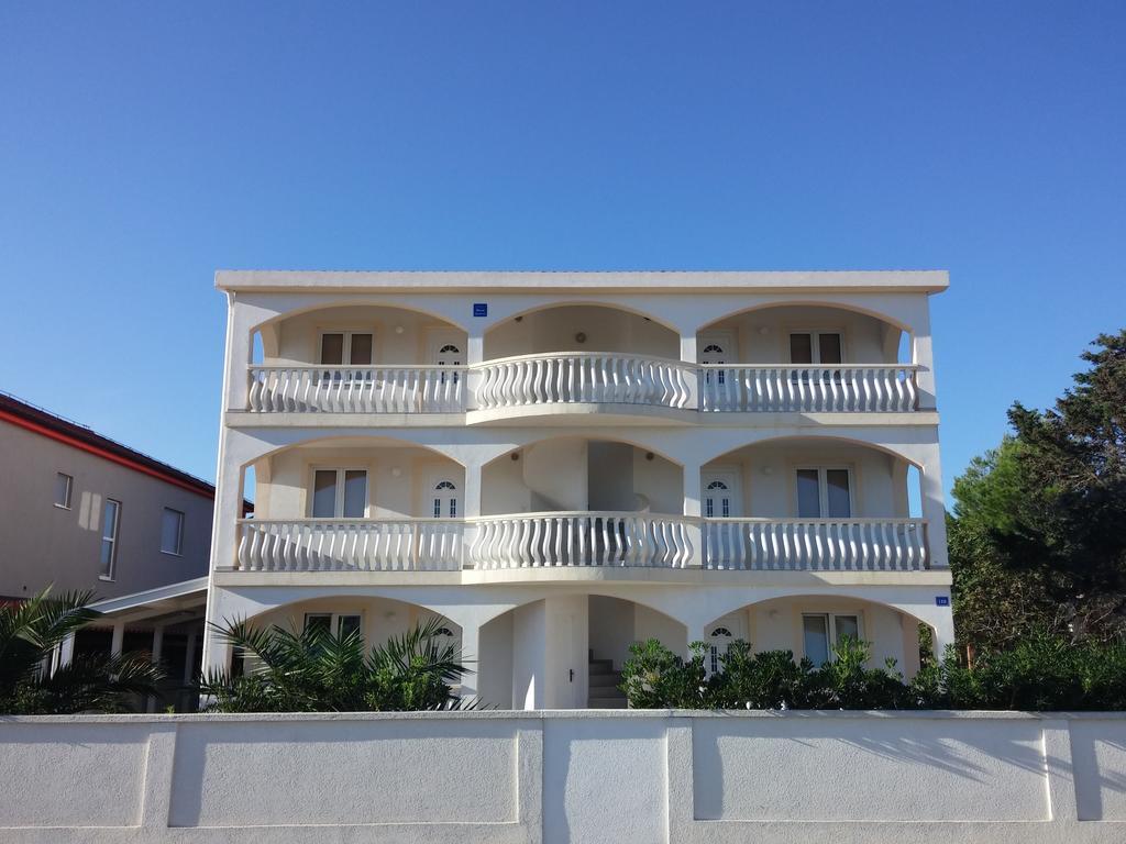 Apartments Ayla Вир Экстерьер фото